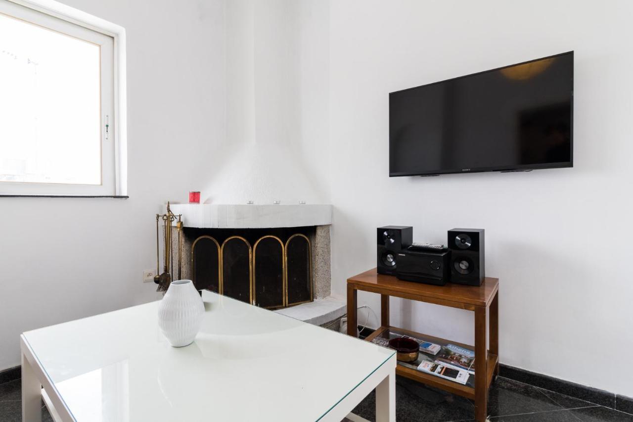 An Adorable Apartment In Athens Exterior photo